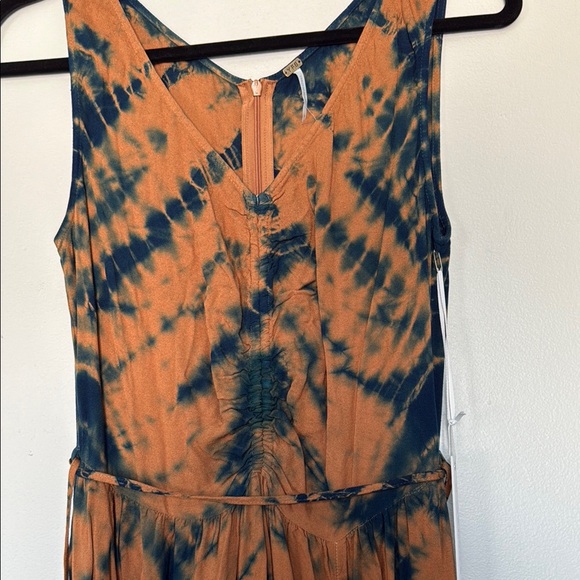 Tie-Dye Sleeveless Maxi Dress - Brown and Black - Picture 3 of 6